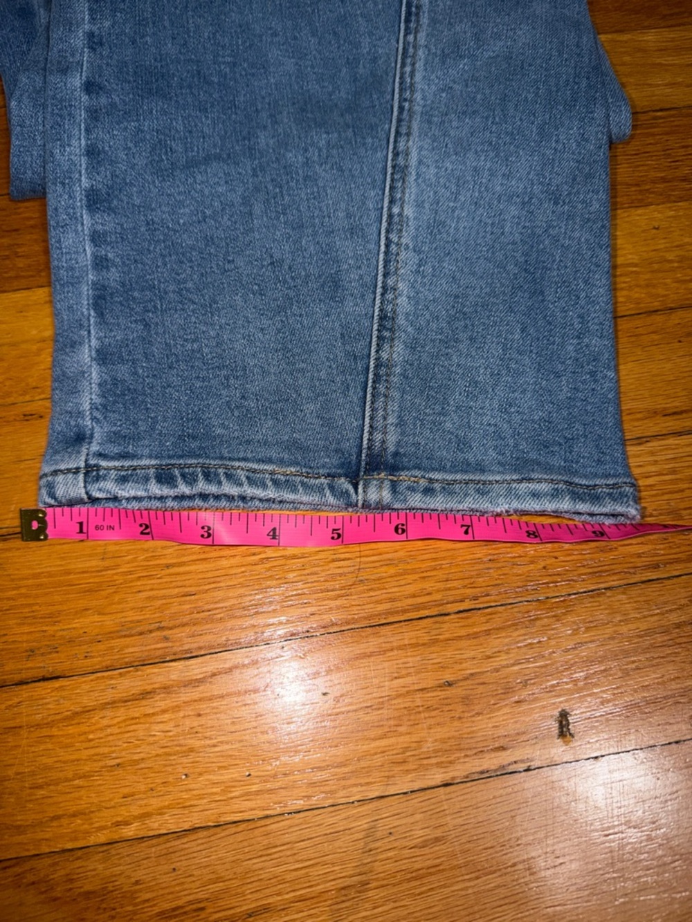 Wide Barrel High-Rise Light Blue Wide-Leg Jeans for Women - Picture 8 of 11